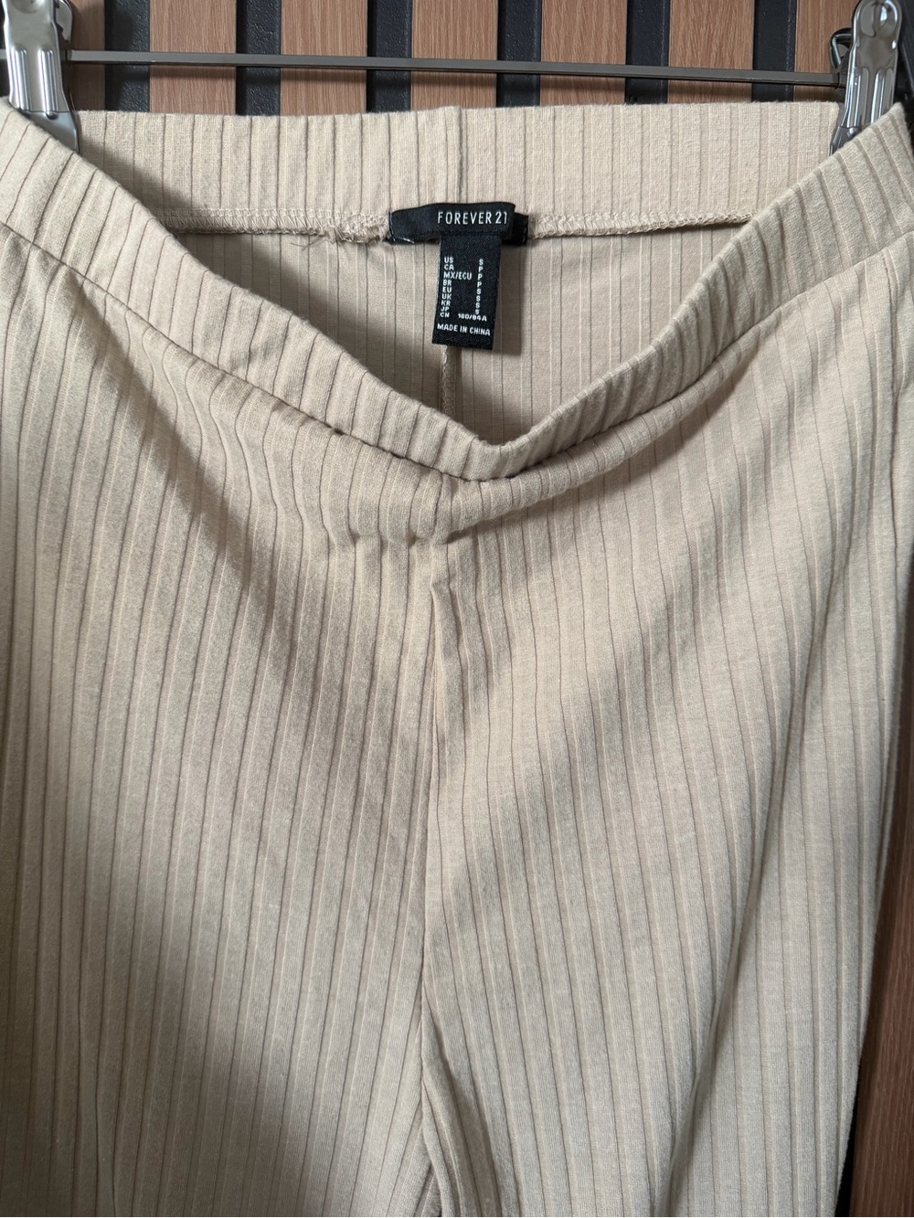 Forever 21 Matching Set - Picture 3 of 6